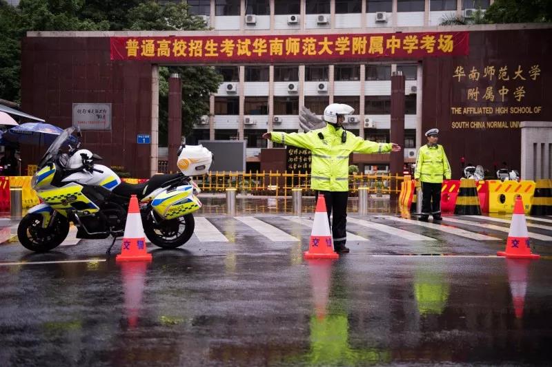 全民行動，助力高考